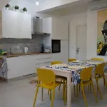 Feriehus Casa Ella *