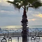 Casa Ella *