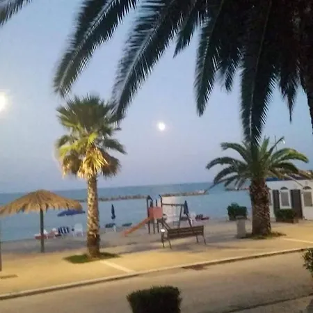 Casa Ella